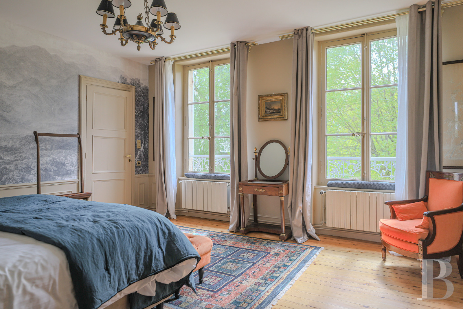A 19th-century house bordered by a moat, in the Pays d'Auge region, in Normandy  - photo  n°32